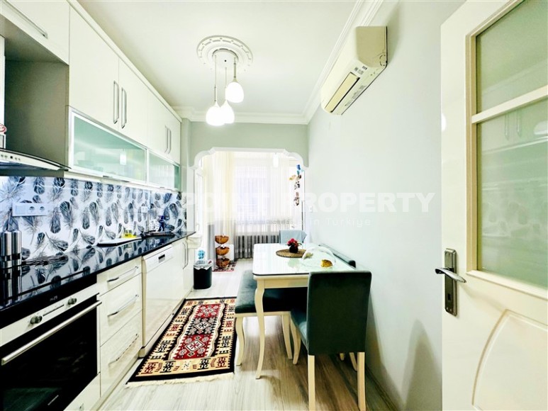 Affordable 2+1 apartment with a total area of 125 m2, on the 3rd floor in a building built in 2004-id-7929-photo-3