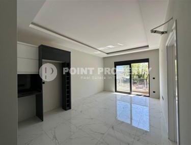 Small 1+1 apartment with fine finishing three kilometers from the sea, in a promising area of Alanya - Upper Oba-id-7937-photo-2