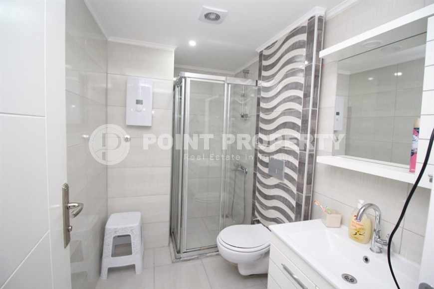 Светлая, уютная квартира с мебелью и бытовой техникой на 1-м этаже в жилом комплексе 2020 года постройки-id-7942-фото-10