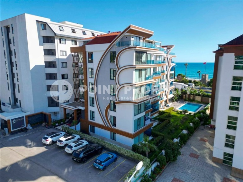 Атмосферная квартира с собственным садом на первой линии от моря, в центре престижного района Аланьи - Кестель-id-7944-фото-20