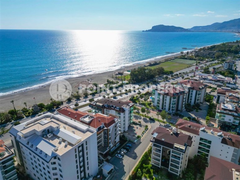 Атмосферная квартира с собственным садом на первой линии от моря, в центре престижного района Аланьи - Кестель-id-7944-фото-21