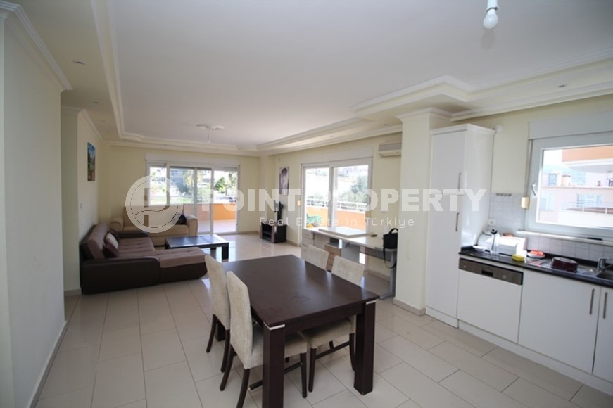 Ready-to-move-in apartment 2+1 with furniture and household appliances, 50 meters from the beach-id-7945-photo-2