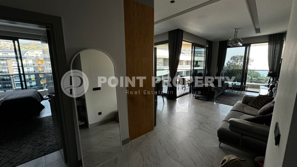 Современная квартира с панорамным видом на море, на 4-м этаже в жилом комплексе с отельной инфраструктурой, построенном в 2020 году-id-7948-фото-2