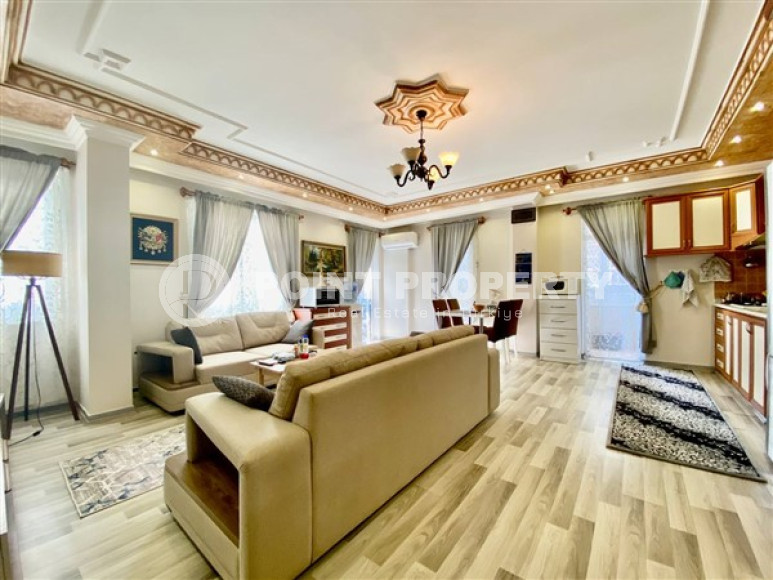 Three-room apartment, 120 m² in the heart of Alanya in a cozy residence with infrastructure-id-1619-photo-3