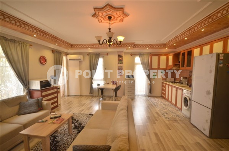 Three-room apartment, 120 m² in the heart of Alanya in a cozy residence with infrastructure-id-1619-photo-5