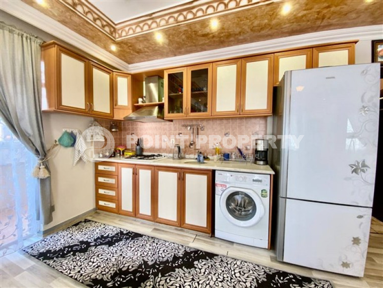Three-room apartment, 120 m² in the heart of Alanya in a cozy residence with infrastructure-id-1619-photo-9