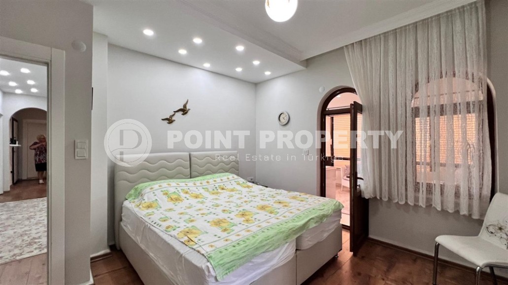 Просторная квартира 3+1, общей площадью 130 м2, на 1-м этаже в доме 2000 года постройки-id-7952-фото-8