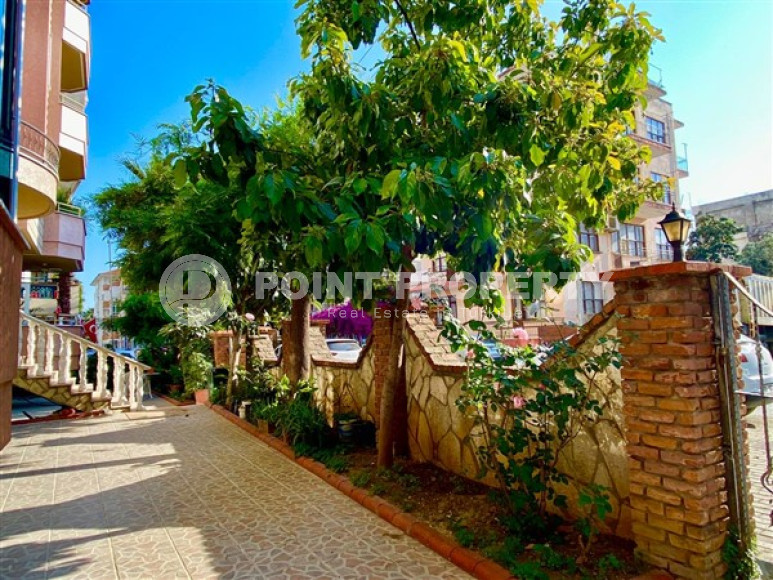 Three-room apartment, 120 m² in the heart of Alanya in a cozy residence with infrastructure-id-1619-photo-21