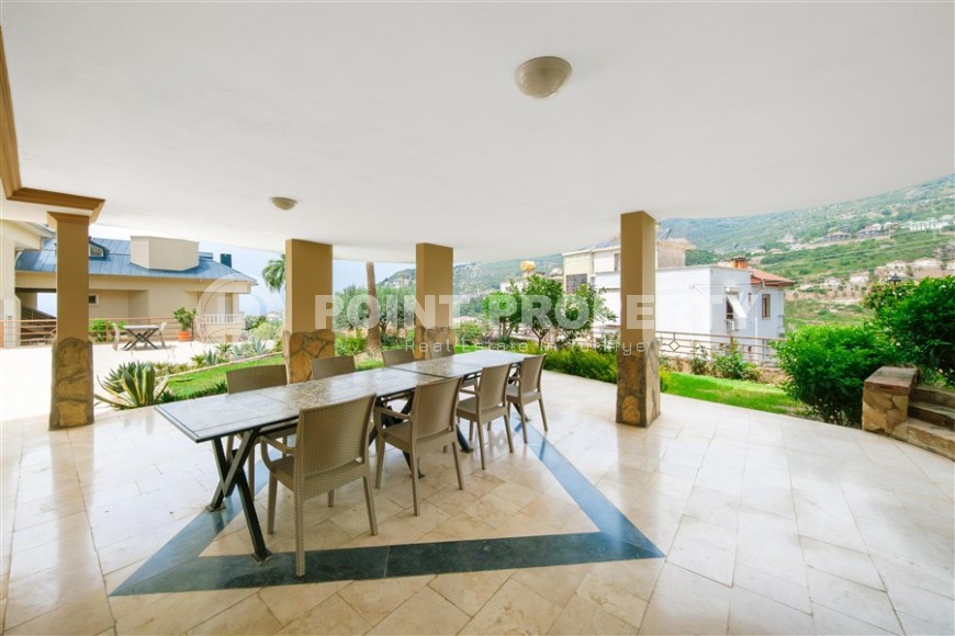 Атмосферная квартира с собственным ухоженным двориком, в двух с половиной километрах от моря-id-7953-фото-23