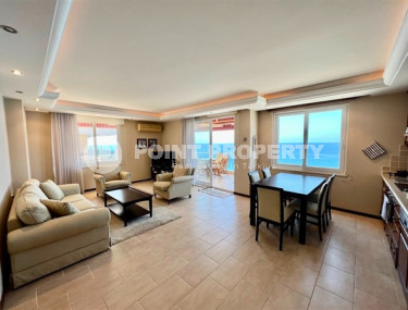 Large view apartment with two bedrooms, 120m², on the first line in Mahmutlar, Alanya-id-1621-photo-5