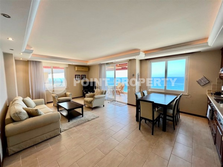 Large view apartment with two bedrooms, 120m², on the first line in Mahmutlar, Alanya-id-1621-photo-5
