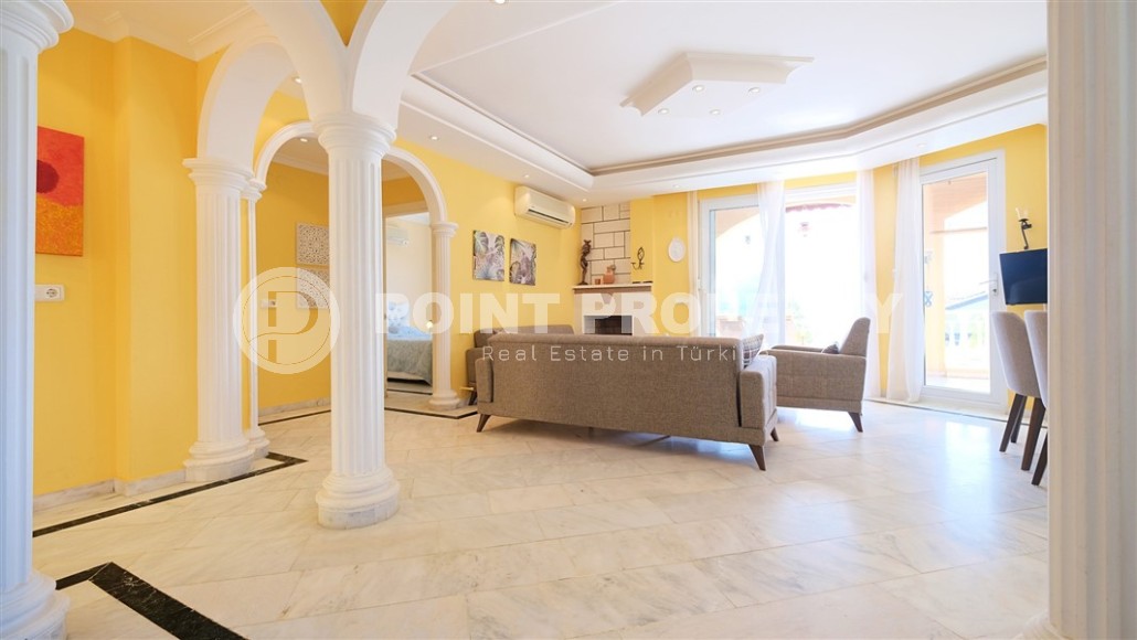 Атмосферная вилла с бассейном и садовым участком в двух километрах от моря-id-7961-фото-3