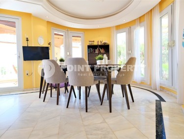 Атмосферная вилла с бассейном и садовым участком в двух километрах от моря-id-7961-фото-4