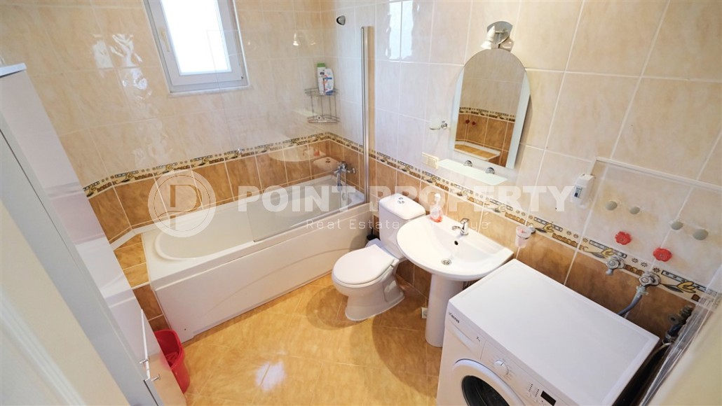 Атмосферная вилла с бассейном и садовым участком в двух километрах от моря-id-7961-фото-9