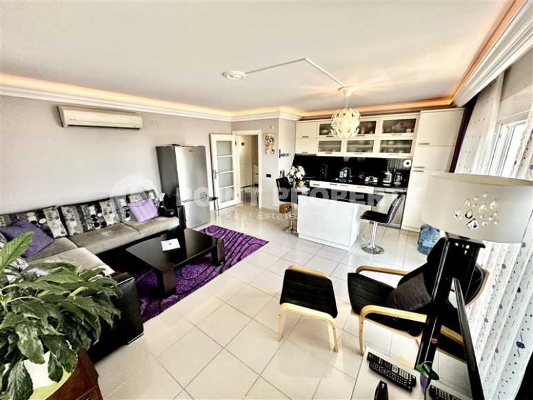 Comfortable 2+1 apartment 850 meters from the sea, in the modern area of Alanya - Cikcilli-id-7962-photo-3