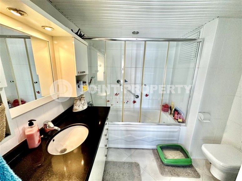 Comfortable 2+1 apartment 850 meters from the sea, in the modern area of Alanya - Cikcilli-id-7962-photo-11