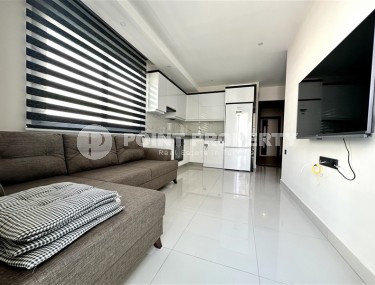 Compact furnished apartment 300 meters from the sea, in the center of Mahmutlar-id-7964-photo-3