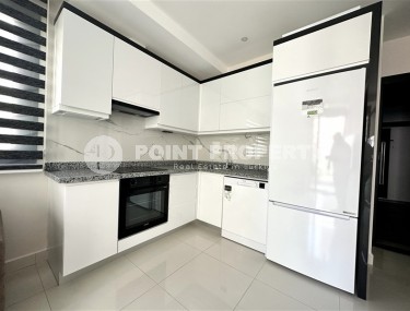 Compact furnished apartment 300 meters from the sea, in the center of Mahmutlar-id-7964-photo-4