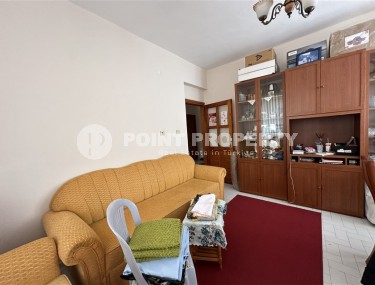 Affordable apartment with a luxurious location 200 meters from Cleopatra Beach, in the center of Alanya-id-7967-photo-2
