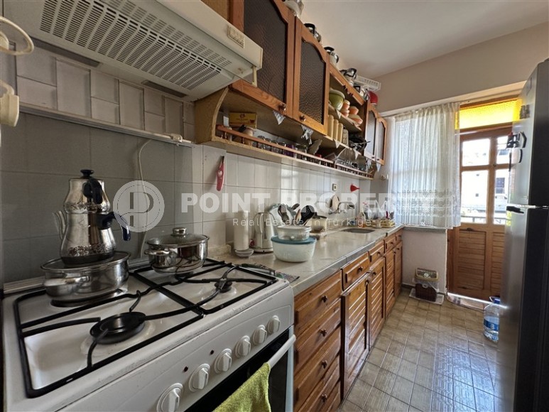 Доступная по цене квартира с роскошной локацией в 200 метрах от пляжа Клеопатры, в центре Аланьи-id-7967-фото-3