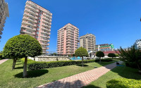 Large view apartment with two bedrooms, 120m², on the first line in Mahmutlar, Alanya-id-1621-photo-20