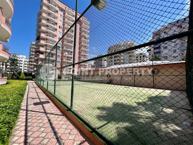 Large view apartment with two bedrooms, 120m², on the first line in Mahmutlar, Alanya-id-1621-photo-21