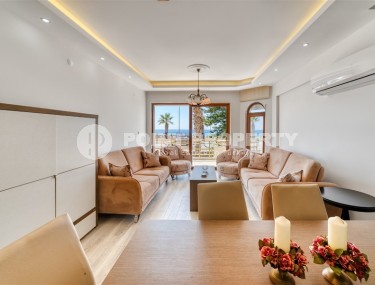 Квартира с роскошной локацией на первой линии от моря, в центре района Махмутлар-id-7970-фото-2