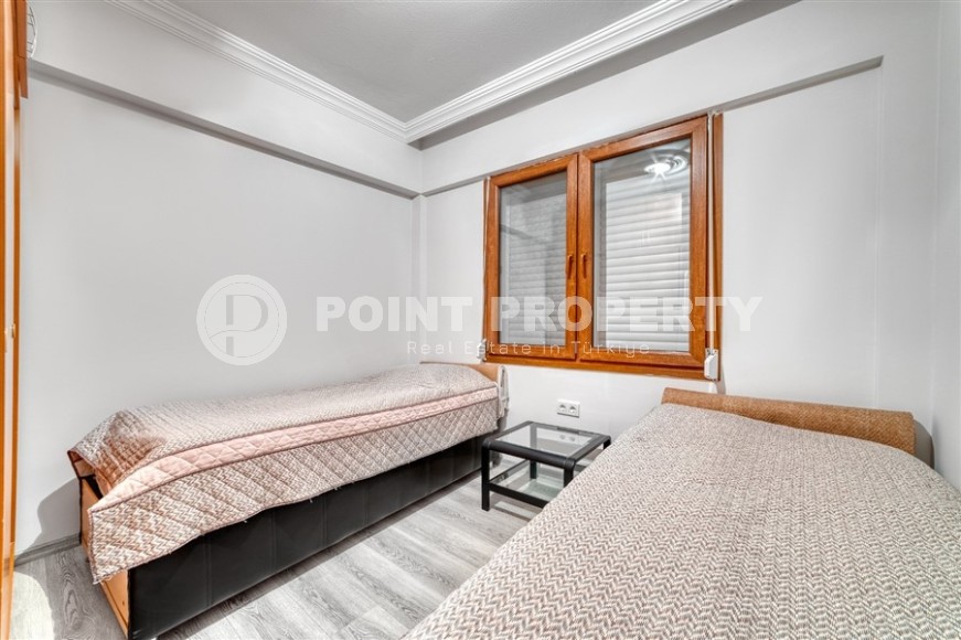 Квартира с роскошной локацией на первой линии от моря, в центре района Махмутлар-id-7970-фото-10