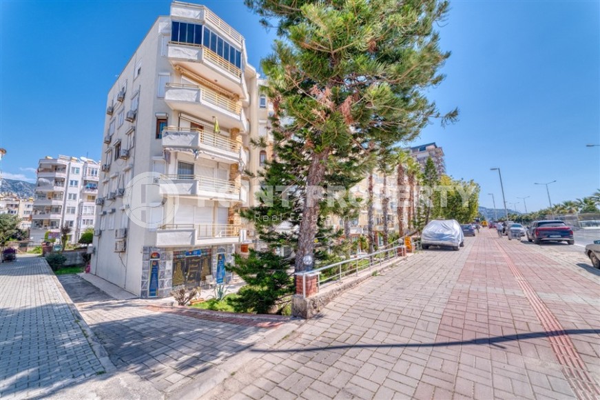 Квартира с роскошной локацией на первой линии от моря, в центре района Махмутлар-id-7970-фото-22