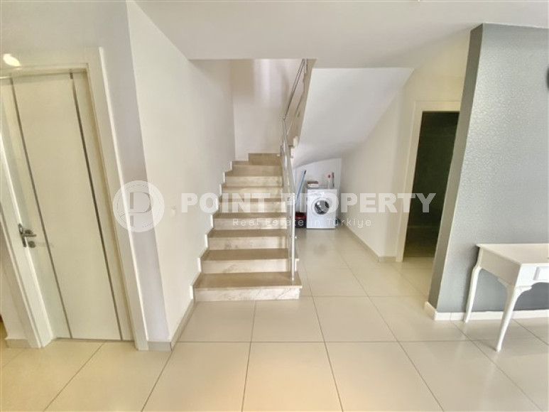 Уютный укомплектованный пентхаус 3+1, 155м², в элитном комплексе в 350м от моря в районе Кестель-id-1622-фото-11