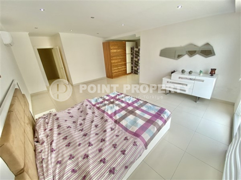 Уютный укомплектованный пентхаус 3+1, 155м², в элитном комплексе в 350м от моря в районе Кестель-id-1622-фото-15