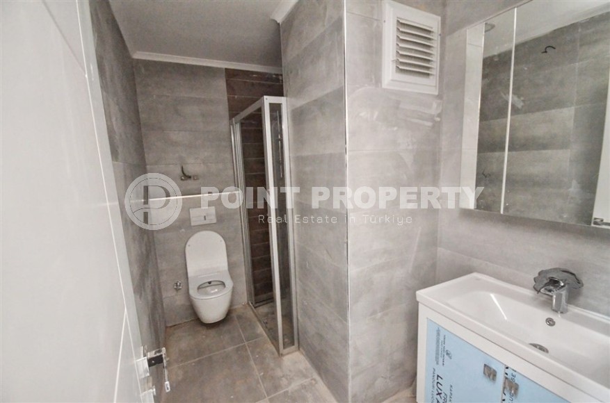 Новая двухуровневая квартира с чистовой отделкой в 900 метрах от моря, в современном районе Аланьи - Махмутлар-id-7980-фото-14