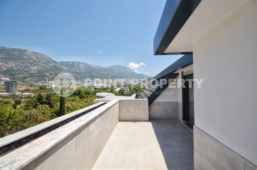 Новая двухуровневая квартира с чистовой отделкой в 900 метрах от моря, в современном районе Аланьи - Махмутлар-id-7980-фото-17