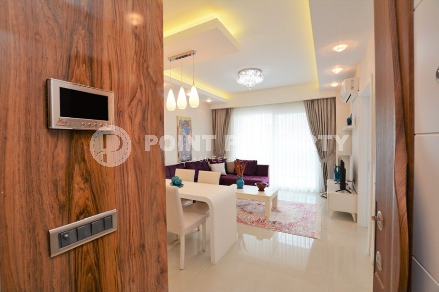 Modern, comfortable 1+1 apartment 250 meters from the beach, in the center of Mahmutlar-id-7986-photo-7