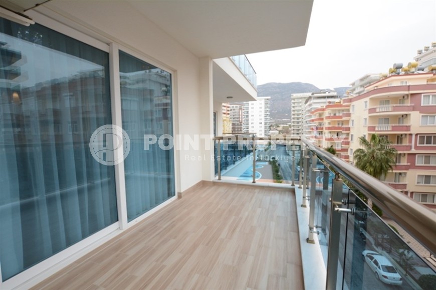 Modern, comfortable 1+1 apartment 250 meters from the beach, in the center of Mahmutlar-id-7986-photo-11