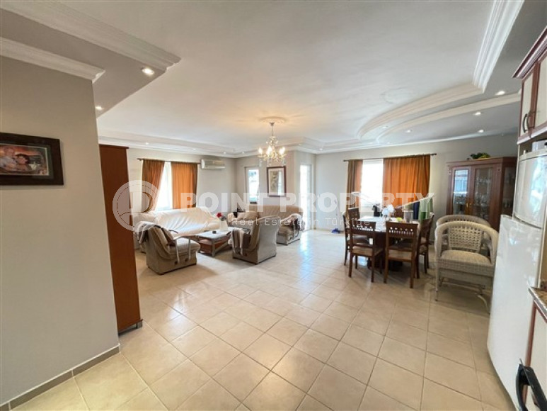 Уютная трехкомнатная квартира, 110м², с мебелью и бытовой техникой в центре Алании-id-1623-фото-5