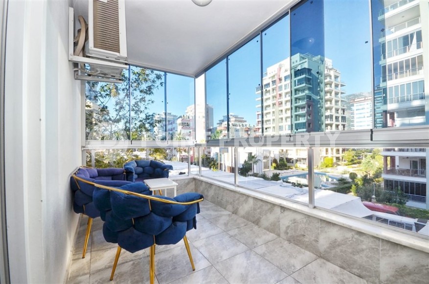 Ready-to-move-in apartment 2+1 200 meters from the sea, in the center of the popular resort area of Alanya - Mahmutlar-id-7987-photo-10