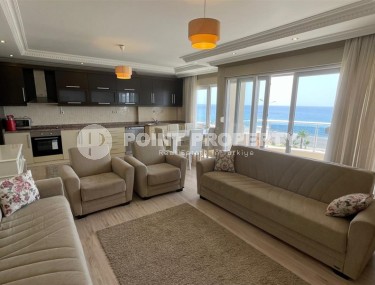 Comfortable apartment with a luxurious location on the first line from the sea, in the center of Mahmutlar district-id-7989-photo-1