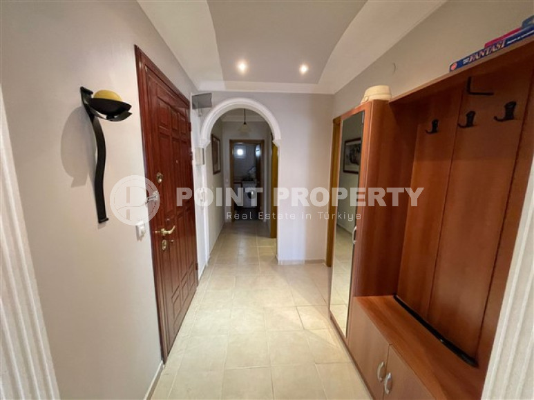 Уютная трехкомнатная квартира, 110м², с мебелью и бытовой техникой в центре Алании-id-1623-фото-9