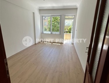 Inexpensive apartment with a top location 300 meters from the sea, in the center of Alanya-id-7994-photo-4