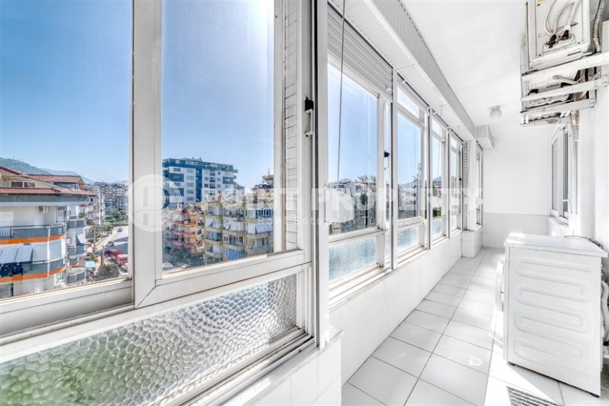 Modern 1+1 apartment 450 meters from the famous Cleopatra Beach, in the center of Alanya-id-8000-photo-13