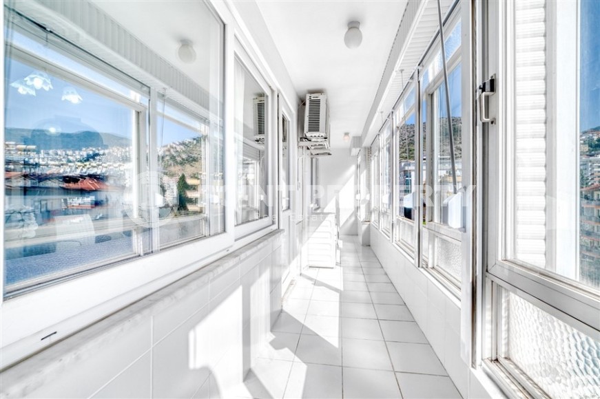 Modern 1+1 apartment 450 meters from the famous Cleopatra Beach, in the center of Alanya-id-8000-photo-15