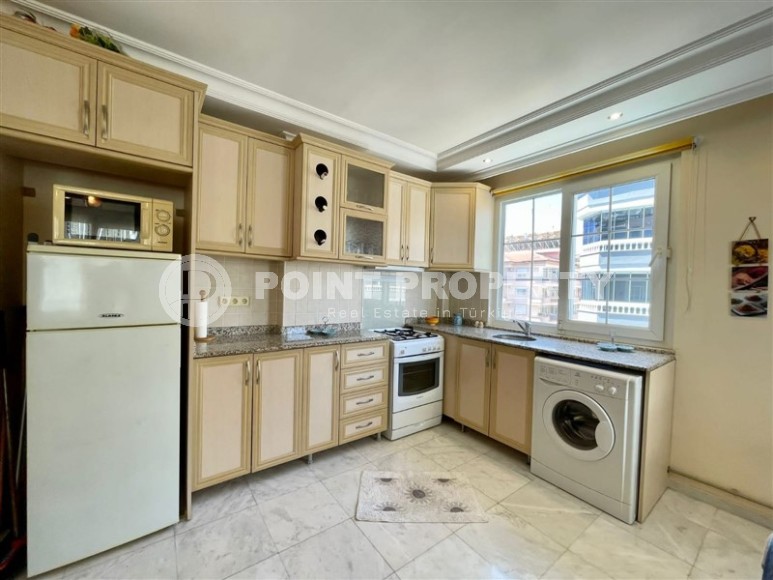 Просторная меблированная квартира 2+1 в 300 метрах от моря, в центре района Оба-id-8004-фото-3