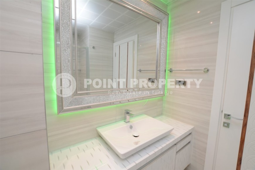 Comfortable apartment with modern design 250 meters from the sea, in the center of Mahmutlar-id-8005-photo-11