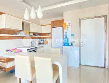 Atmospheric apartment with sea views on the 10th floor, in the center of Mahmutlar-id-8014-photo-4