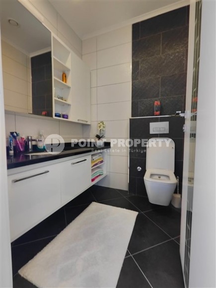 Panoramic two-level apartment with sea and mountain views, in the center of the picturesque area of Alanya - Tosmur-id-8016-photo-18