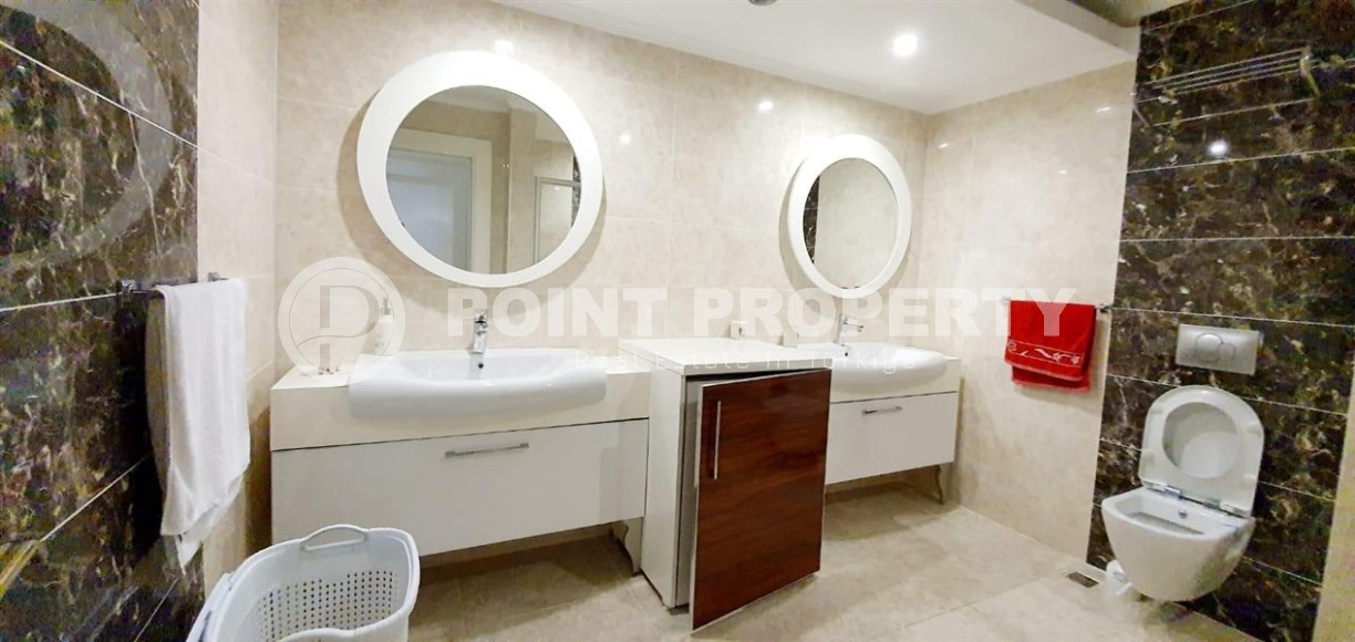 Атмосферная вилла с панорамным видом на город и море, в престижном районе Аланьи - Каргыджак-id-8018-фото-14