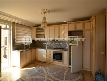 Furnished three bedroom penthouse, 200m², in the center of Alanya, with mountain views-id-1627-photo-5