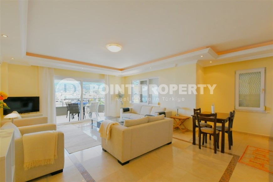 Панорамная квартира с видом на море и гору Кале, в центре благоустроенного района Аланьи - Тосмур-id-8026-фото-3