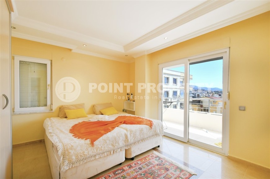 Панорамная квартира с видом на море и гору Кале, в центре благоустроенного района Аланьи - Тосмур-id-8026-фото-6